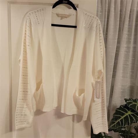 chloe & jasmine sweater